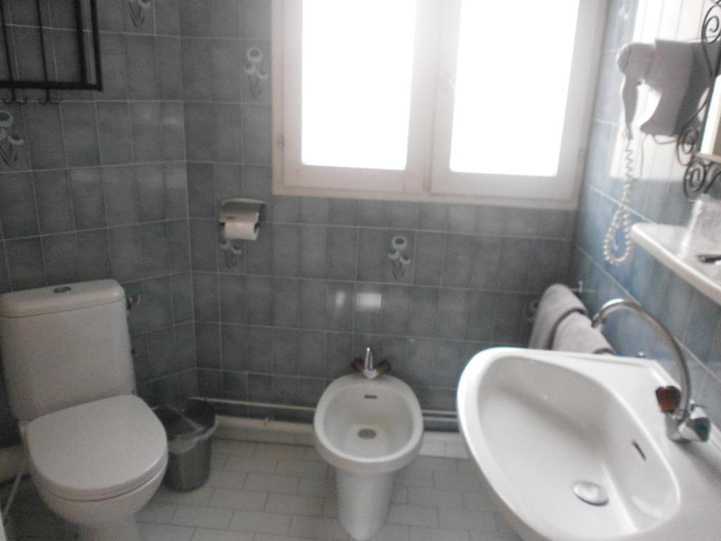 Hotel Maya Cavalaire-sur-Mer Bilik gambar