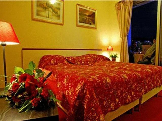 Hotel Maya Cavalaire-sur-Mer Bilik gambar